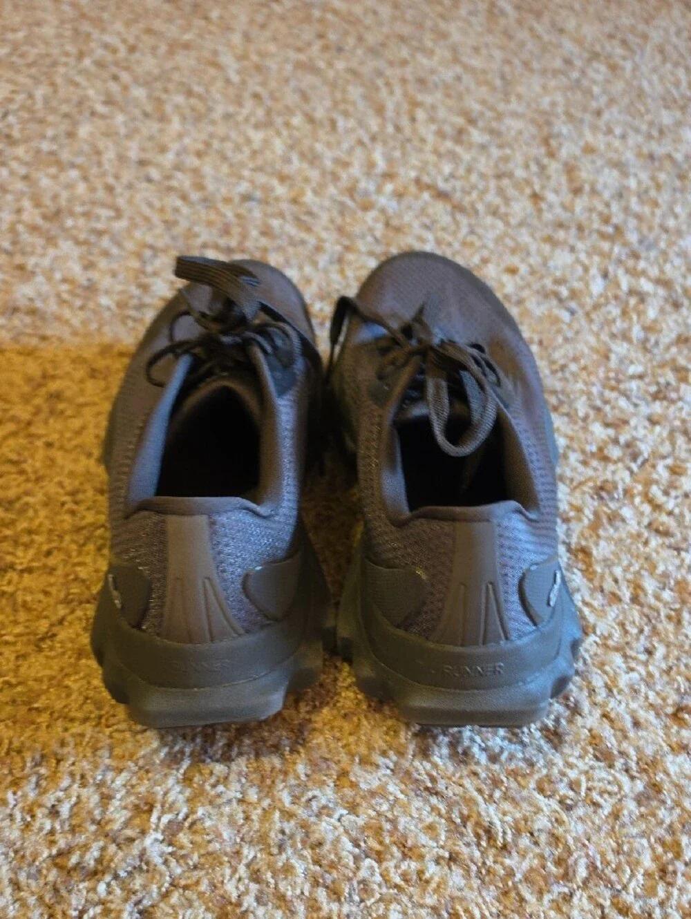 ALO Runner- Espresso- M6/W7.5